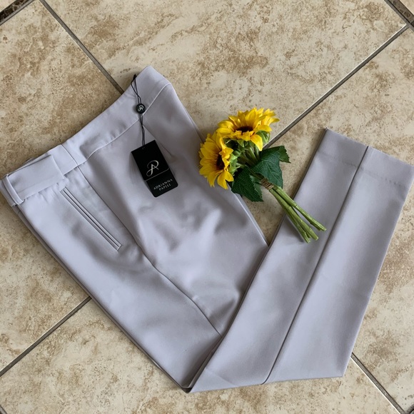 Adrianna Papell Pants - NWT Adrianna Papell light gray pants, Size 4